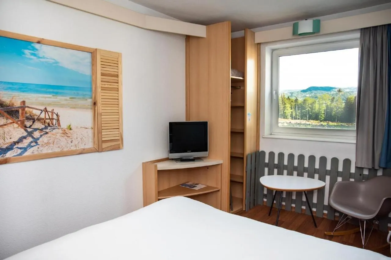 Ibis Poznan Stare Miasto 2*,  Poland